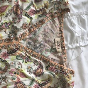 Gigio + Plus Size White floral paisley Mix Front Tie Top Shirt Blouse 1xl